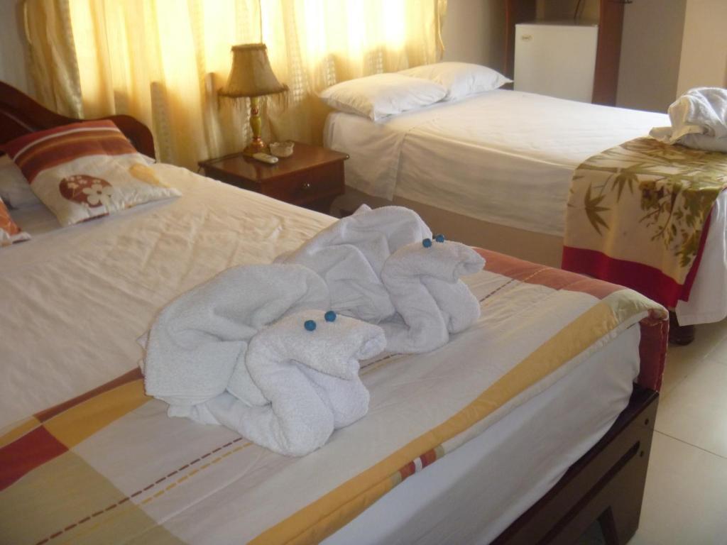 Casa Los Delfines Hotel Puerto Villamil Room photo